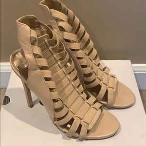 Steve Madden heels- strappy